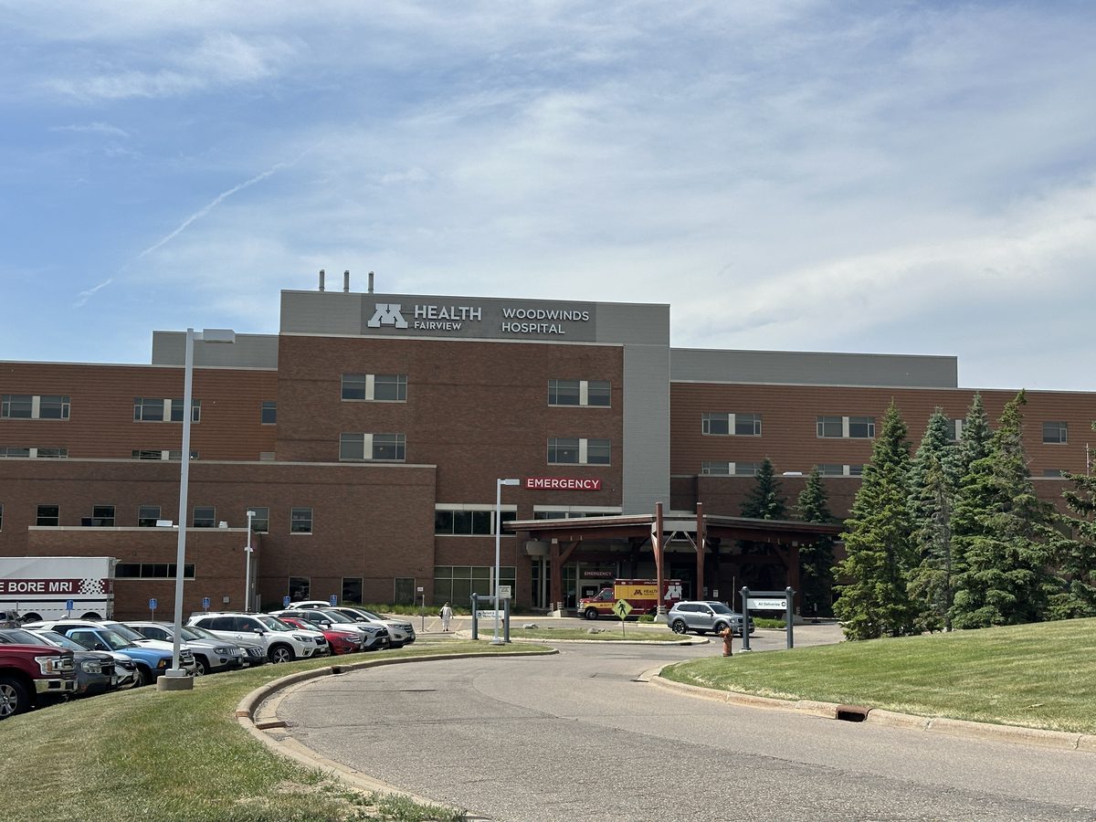 Exterior of M Health Fairview Woodwinds Hospital in Woodbury, Minnesota
