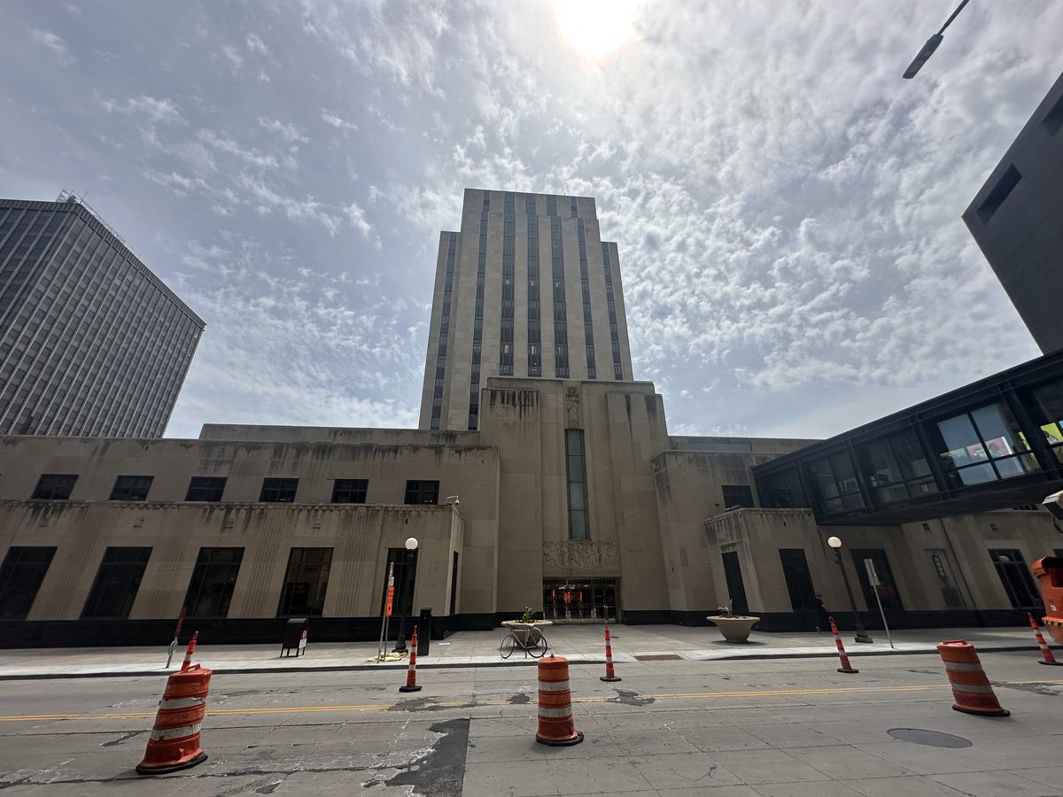 The Fourth Street frontage of the Ramsey County Courthouse, with the entrance doors centered below the tower